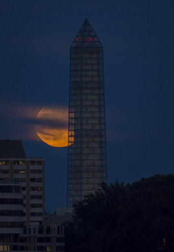 Supermoon as seen from Washington on 2013-06-23. Credit: NASA/Bill Ingalls